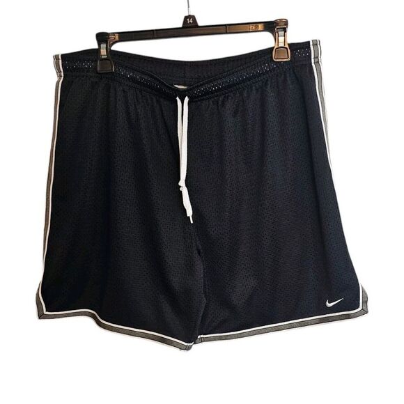 Nike Sportswear Shorts Large‎ Black Drawstring Swoosh Athletic Running Gym Pants - Picture 1 of 6